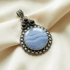 Vintage 925 Sterling Silver Blue Lace Agate Circle Pendant